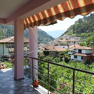 Guest house Bumbli, Berat