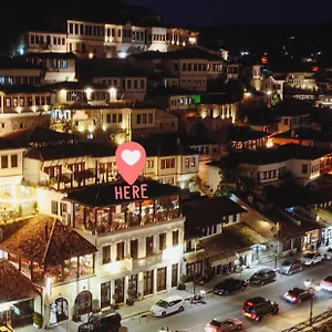  Hotel White House Boutique & Restaurant - Since 1999